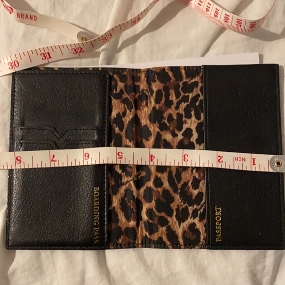 Victoria’s Secret Leather Passport & Card holder in black - Picture 10 of 11
